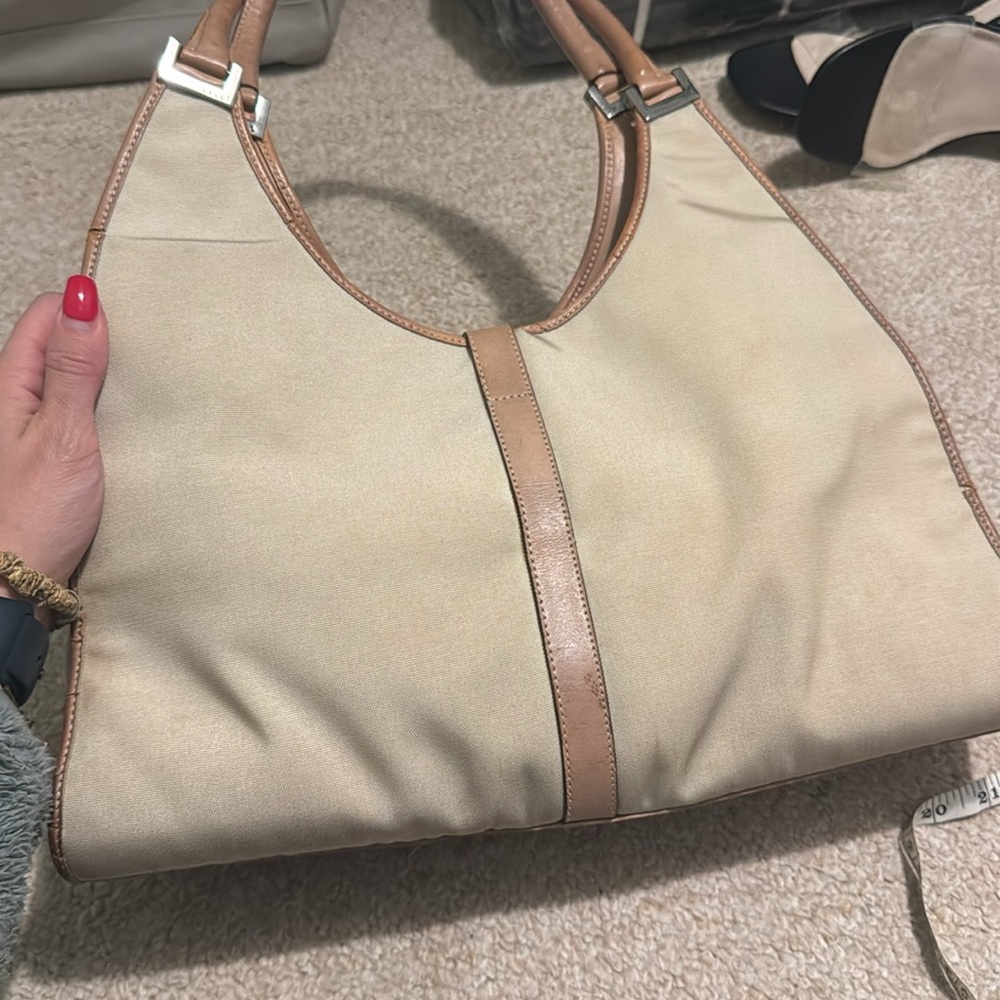 Gucci Vintage Jackie Bardot Hobo – Beige Canvas & Leather Trim - Picture 16 of 16